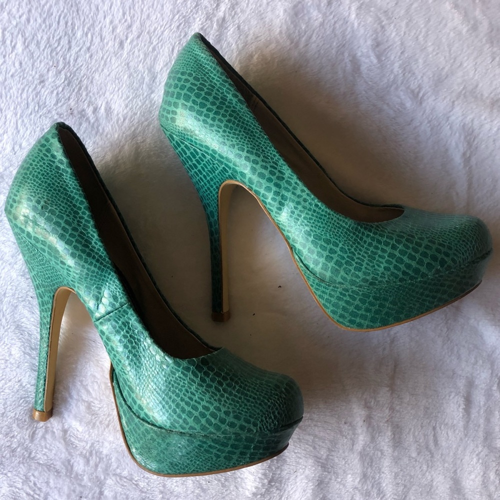 Teal green heels
